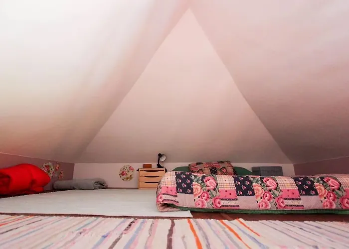 Cozy And Traditional Stone House Арку-да-Кальета